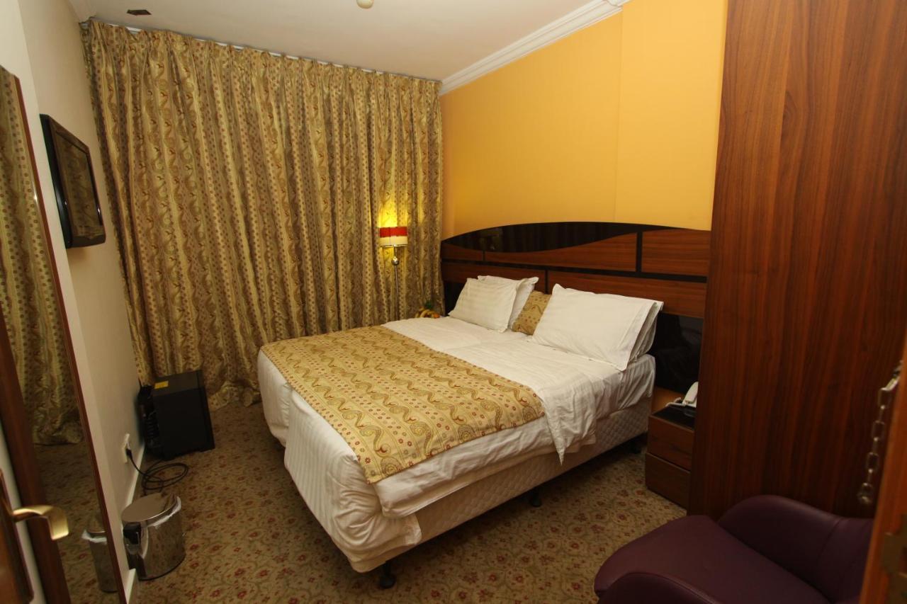 Al Saraya Ajyad Hotel Mecca Bagian luar foto